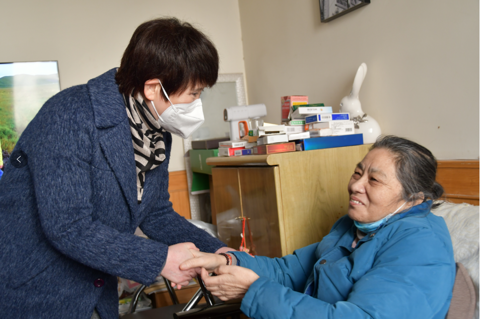 省機(jī)械冶金建材工會(huì)到陜鋼集團(tuán)調(diào)研慰問(wèn)送溫暖 省機(jī)械冶金建材工會(huì)到陜鋼集團(tuán)調(diào)研慰問(wèn)送溫暖