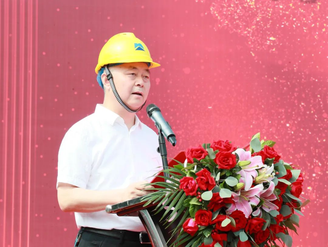 陜鋼集團(tuán)漢鋼公司3500中厚板軋機(jī)項(xiàng)目牌坊發(fā)運(yùn)儀式在德陽(yáng)舉行