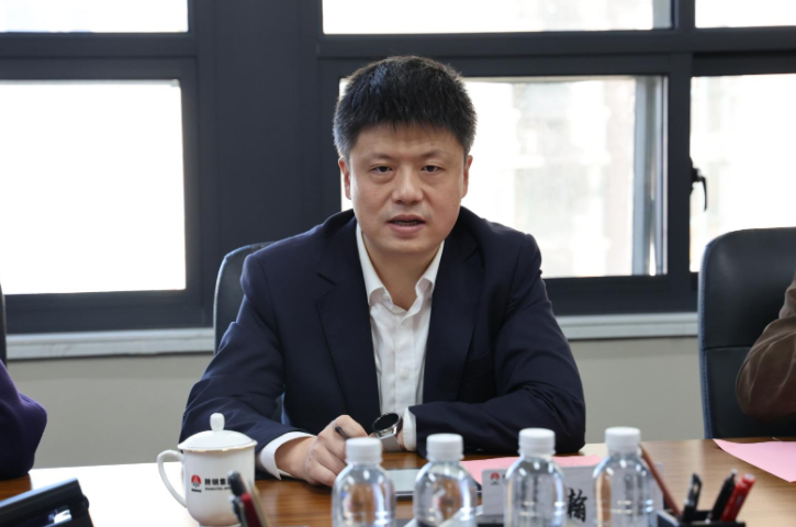 長安匯通集團(tuán)黨委副書記、監(jiān)事會(huì)主席王瀚博一行到陜鋼集團(tuán)調(diào)研