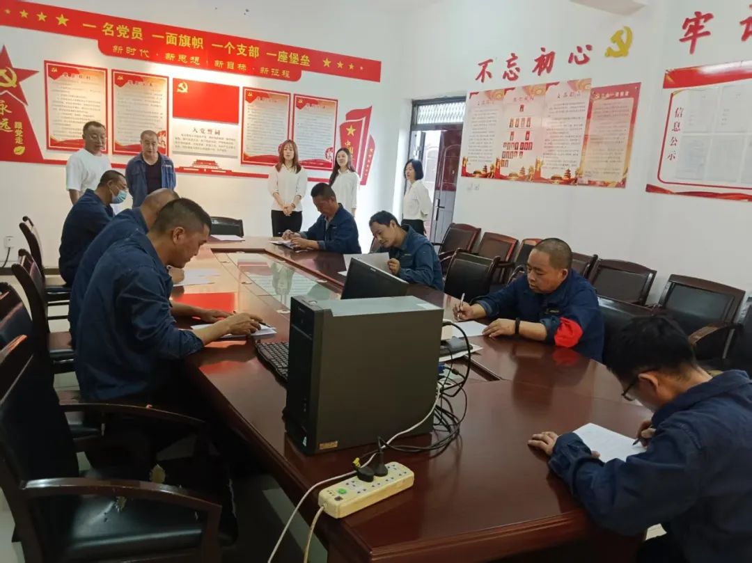 以賽促教強(qiáng)技能，以技賦能向未來(lái)
